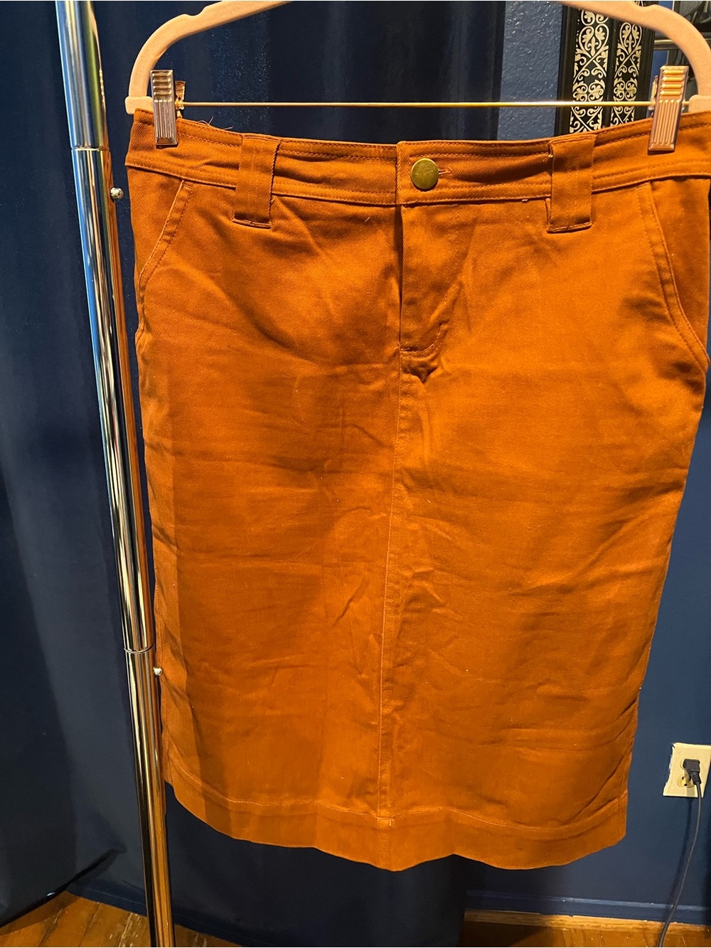 Women’s Pencil Skirt in Burnt Orange